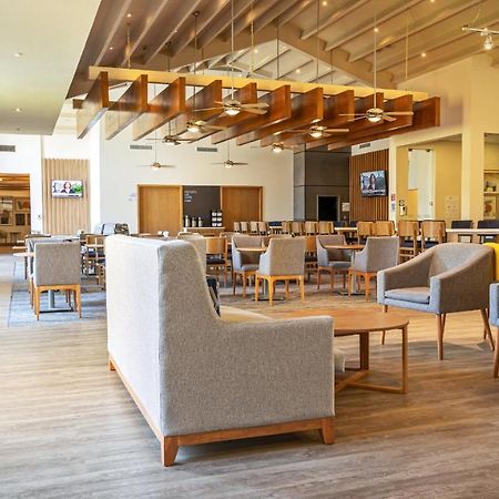 Holiday Inn Express Chihuahua By Ihg Exterior foto