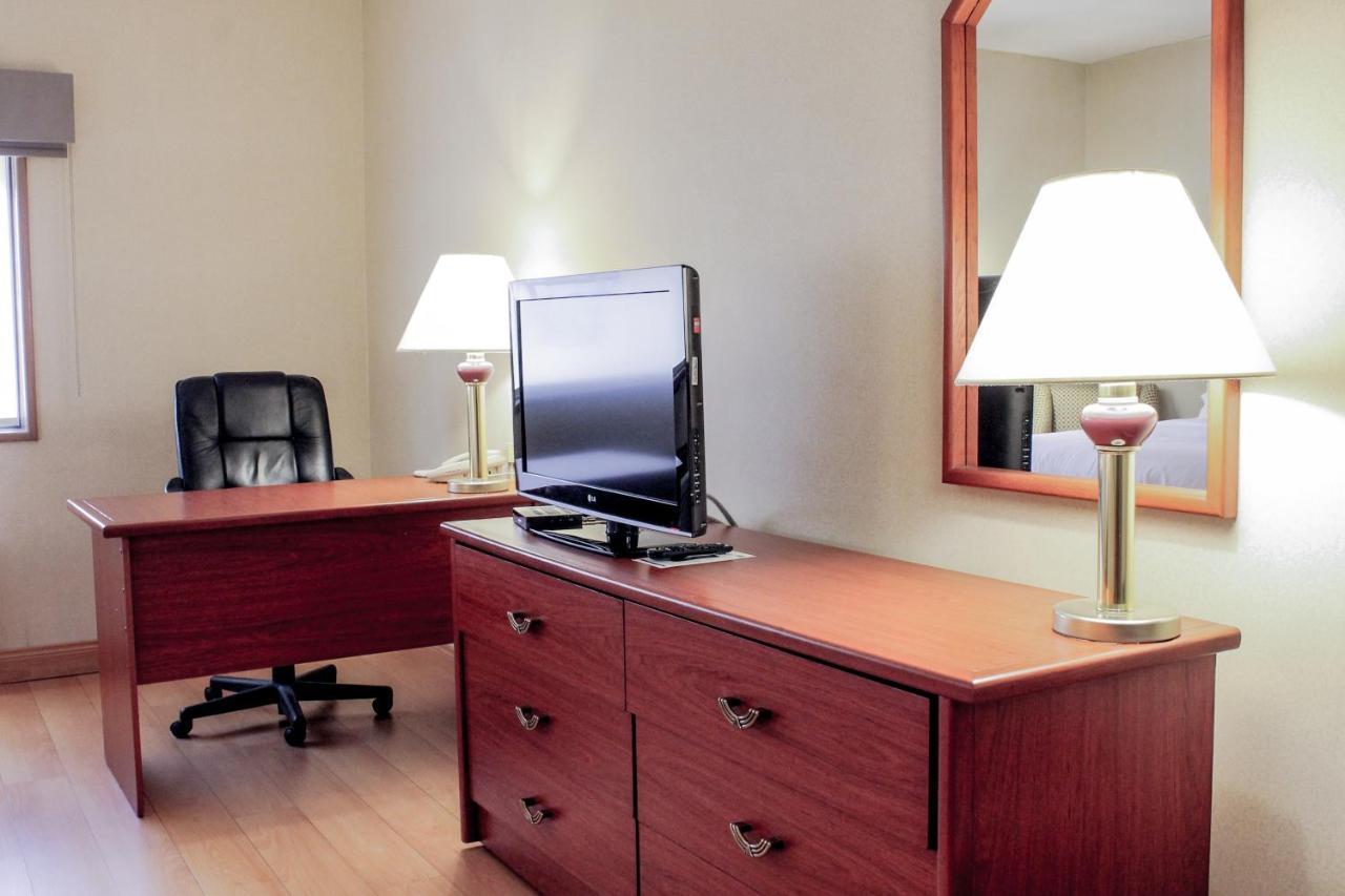 Holiday Inn Express Chihuahua By Ihg Exterior foto