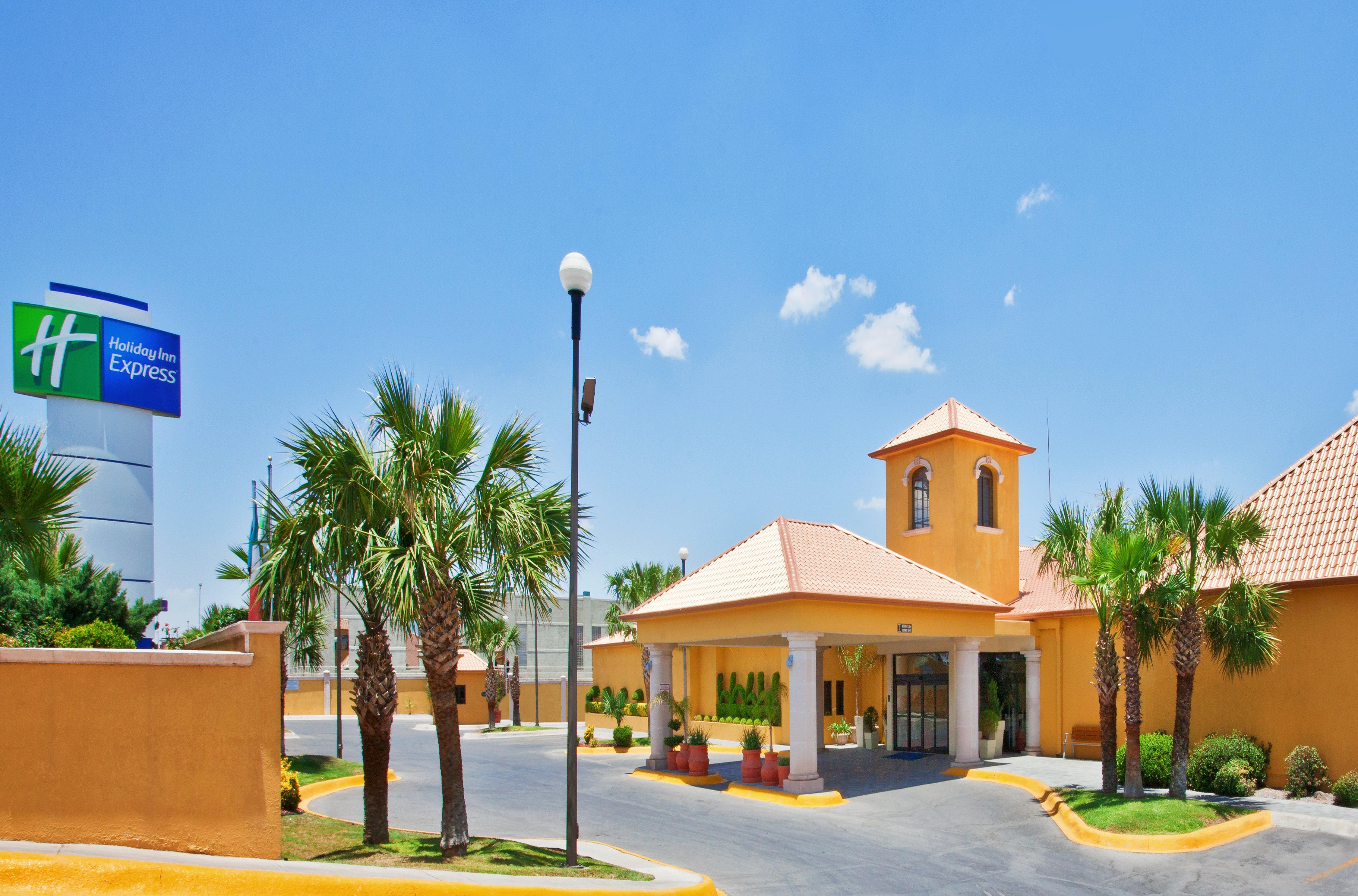 Holiday Inn Express Chihuahua By Ihg Exterior foto